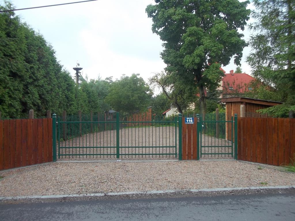 Vila Dwor W Boleniu Exteriér fotografie